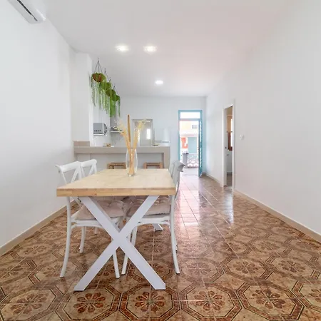 Vakantiehuis Global Properties, Les Villetes - Magdalena